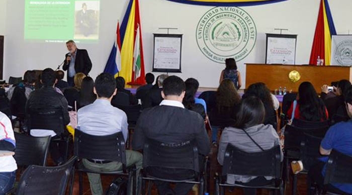 Jornada de Extensión Universitaria en Paraguay