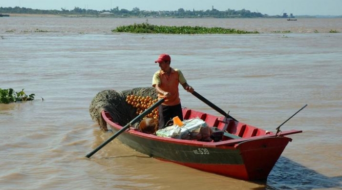 La pesca artesanal es la base de la economía de numerosas familias entrerrianas.