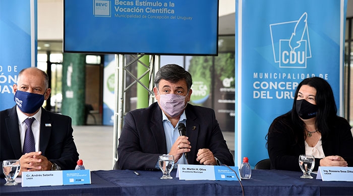 La UNER participó del lanzamiento del Programa de Becas en Concepción